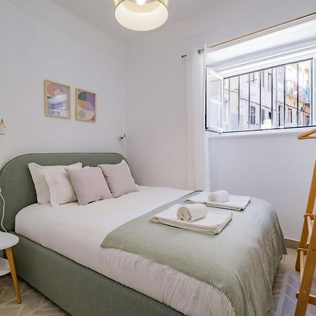 New! Unique 1 Bedroom Apartment- Santa Catarina 42 Lissabon Exterior foto
